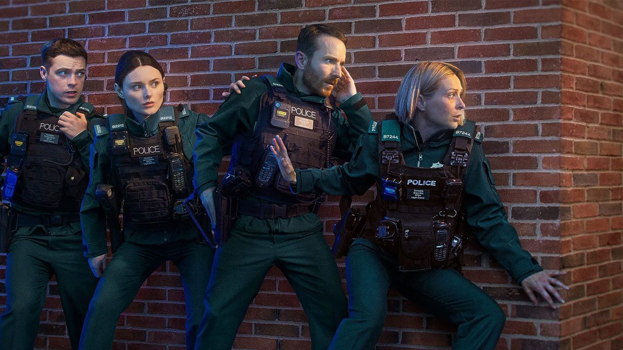 سریال نور آبی Blue Lights فصل سوم