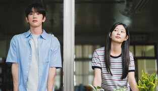 سریال همچنان درخشان